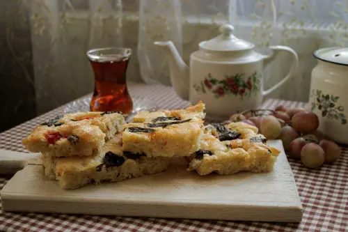 Focaccia barese ricetta: la guida completa